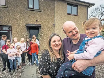  ?? Picture by Mhairi Edwards. ?? FAMILY FRIENDLY: Emma and Roy Hann with their children.