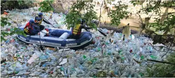  ?? (Sipa) ?? La contaminac­ión del plástico no entiende de fronteras.