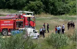  ??  ?? Un important dispositif, avec notamment  sapeurs-pompiers, a été mis en place.