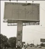  ?? HT PHOTO ?? The virus of outdoor advertisin­g has become an epidemic in our cities