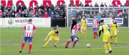  ??  ?? Action from Shepshed Dynamo’s 3-0 defeat at the hands of Sporting Bromsgrove. Picture by Alan Gibson.