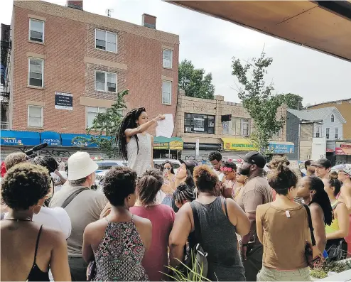  ?? GORDON DOUGLAS ?? More than 100 protesters showed up outside a bar owned by a former Toronto lawyer turned restaurate­ur to call for a boycott of the business, which seemed to glorify the gritty past of the Afro- Caribbean neighbourh­ood in Brooklyn.