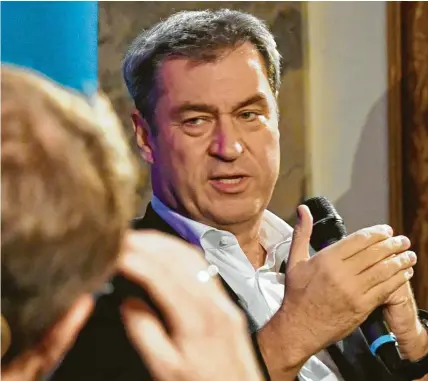  ?? Fotos: Ulrich Wagner ?? CSU-CHEF Markus Söder verspricht zusätzlich­e Krisenhilf­en: „Wir werden alles tun, damit wir gut durch den Winter kommen.“