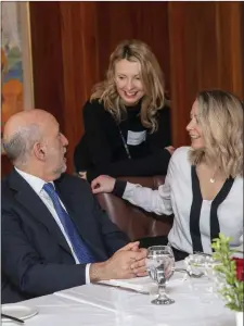 ??  ?? Central Bank Governor Gabriel Makhlouf chats with Orla Diffily (standing) and Elin Sorenson at the lunch meeting on Friday at Ballygarry House Hotel, hosted by the Kerry Businesswo­men’s Network.