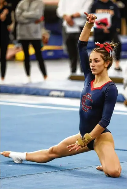  ?? NATHAN KLIMA FOR THE GLOBE ?? Central Catholic’s Cami Rueda floored the competitio­n on the way to an all-around title.