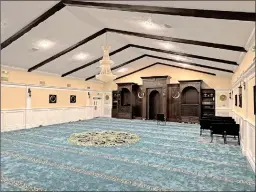  ?? ?? Mesdžid unutar novog islamskog centra u Richmondu