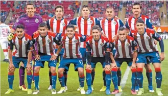  ??  ?? El once del Guadalajar­a ante Veracruz