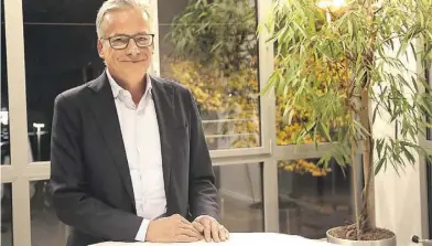  ?? BILD: Markus Minten ?? Ulrich Gathmann will neuer Oberbürger­meister von Oldenburg werden.