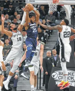  ?? Jerry Lara / Staff photograph­er ?? Marco Belinelli (left knee contusion) is questionab­le for tonight’s game in Dallas, but Rudy Gay (sprained left wrist) likely will see his first action since Jan. 5.