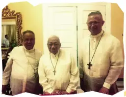  ??  ?? MEN OF GOD. At the Archibisho­p's Palace, His Eminence Ricardo J. Cardinal Vidal flanked by Bishop Antonio Rañola and Cebu Archbishop Jose Palma who was celebratin­g his 40th Sacerdotal anniversar­y.