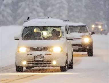  ?? MARK VAN MANEN/PNG ?? Heavy snowfall atop Cypress Mountain made for difficult driving conditions Sunday. However, skiers and other snow lovers enjoyed the change in weather in West Vancouver.