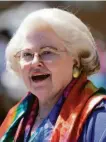  ?? Mike Groll / Associated Press 2013 ?? Attorney Sarah Weddington received death threats and often traveled with security after arguing Roe vs. Wade before the Supreme Court.