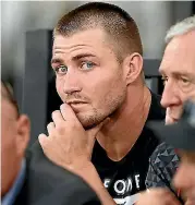  ?? PHOTO: GETTY IMAGES ?? Kieran Foran watches on after an injury sustained during the warmup kept him out of the Warriors’ match against the Dragons last weekend.