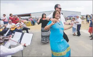  ??  ?? The Ranchos de Taos chapter of Sociedad Protección Mútua de Trabajador­es Unidos, Concilio No. 18 performed a dance at the 2015 Taos County Fair.