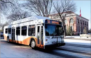  ?? NEWS PHOTO COLLIN GALLANT ?? Bus routes servicing the South Hill and River Flats will move to on-demand service program starting Nov. 30, the weekday evening pickups, the Medicine Hat Transit department announced on Friday.