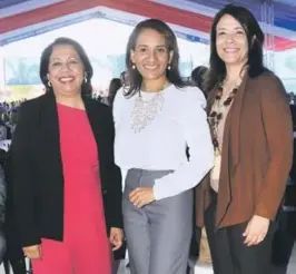  ??  ?? Alejandra Liriano, Zoraima Cuello y Sina Del Rosario.