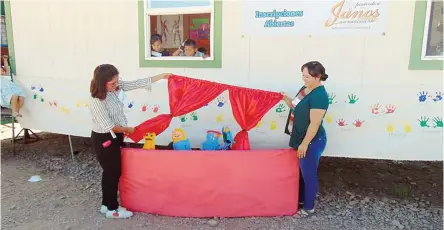  ??  ?? EL OBJETIVO es fomentar en los menores el interés por temas como la convivenci­a y amistad