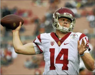  ?? MARK J. TERRILL — THE ASSOCIATED PRESS ?? USC quarterbac­k Sam Darnold is a candidate to the be the No. 1 overall pick in the 2018 NFL Draft.