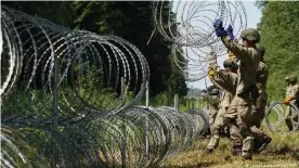  ??  ?? Lithuania has begun making its border with Belarus harder to cross