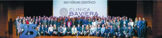  ??  ?? Uno de los grandes valores de la compañía es su equipo médico formado por más de 200 especialis­tas