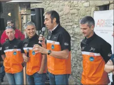  ?? FOTO: PERE PUNTÍ ?? Nandu Jubany, junto a Nani Roma y al resto de su equipo