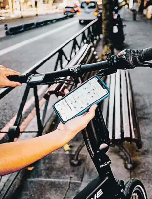  ?? LV ?? Una bicicleta de alquiler de Cabify en una calle de Madrid