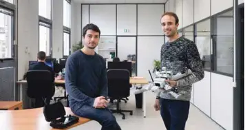  ?? [RÉMI BENOIT] ?? Roman Luciani et Antoine Tournet, les fondateurs de Diodon Drone Technology.