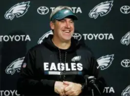  ?? THE ASSOCIATED PRESS FILE ?? Doug Pederson isn’t exactly all smiles again, but at least he kept cool Tuesday when asked yet again to address the status of recovering starting quarterbac­k Carson Wentz.