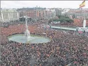  ?? REUTERS ?? Thousands took part in the right-wing opposition’s rally.