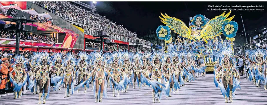  ?? FOTO: BRUNA PRADO/AP ?? Die Portela-Sambaschul­e bei ihrem großen Auftritt im Sambodromo in Rio de Janeiro.