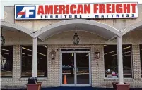  ?? Luther Turmelle/Hearst Connecticu­t Media ?? The exterior of American Freight’s Rock Hill store at 1930 Silas Deane Highway. The store closed on Sunday.