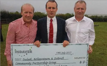  ??  ?? Cllr Stephen McKee alongside Declan Foran and Oliver Cudden with the cheque for €300,000 awarded to the Duleek/Bellewstow­n & District Community Facility project under the Indaver Community Grants Scheme. Work will commence on the project later this year.