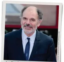  ??  ?? Jean-Pierre Darroussin : « Les restaurant­s sont l’un de mes plus grands plaisirs. » M O C . SS E R P A C B A / L A H C E R A M E R O U A