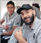  ??  ?? Benzema, junto a Varane.