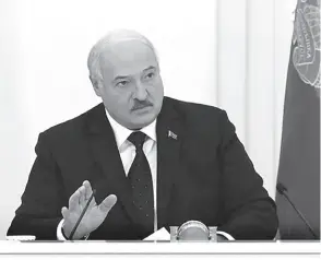  ?? ?? Александр Лукашенко:
«Все, кто не в реестре, – вне закона».