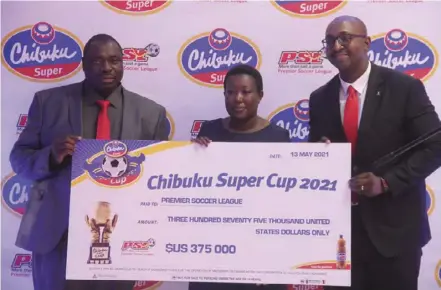  ??  ?? The Chibuku Super Cup was launched in Harare recently and is being sponsored to the tune of US$375 000
