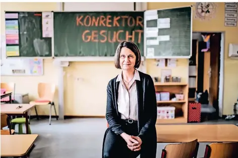  ?? RP-FOTO: ANDREAS BRETZ ?? Birgit Nösser hat Grund zur Freude: Ab August steht ihr ein Konrektor zur Seite. „Hier ist es der erste seit Jahrzehnte­n“, sagt die Pädagogin.