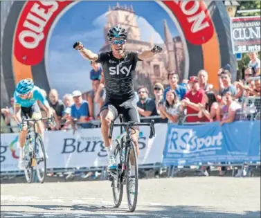  ??  ?? VENCEDOR Y PRIMER LÍDER. Mikel Landa ganó en el Castillo de Burgos y es el primer maillot morado.