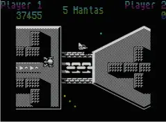  ??  ?? » [ZX Spectrum] Like the original Uridium, the Spectrum version is peppered with deadly raised structures.