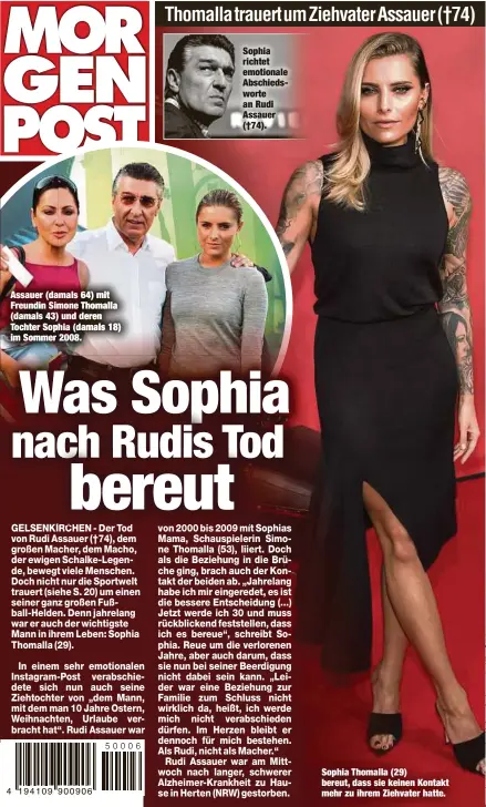  ??  ?? Assauer (damals 64) mit Freundin Simone Thomalla (damals 43) und deren Tochter Sophia (damals 18) im Sommer 2008. Sophia richtet emotionale Abschiedsw­orte an Rudi Assauer (†74). Sophia Thomalla (29) bereut, dass sie keinen Kontakt mehr zu ihrem Ziehvater hatte.