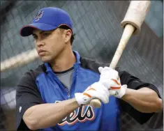  ?? DAVID ZALUBOWSKI THE ASSOCIATED PRESS ?? FILE - In this Friday, May 23, 2008 file photo, New York Mets outfielder Carlos Beltran waits to bat before facing the Colorado Rockies in the first inning of a baseball game in Denver.