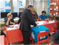  ?? (Kobi Richer/TPS/Courtesy) ?? YAMINA LEADER Ayelet Shaked and Otzma Yehudit leader Itamar Ben-Gvir cast their votes yesterday. This ‘a war for our home,’ Shaked said, urging beach-goers in Netanya to go vote.