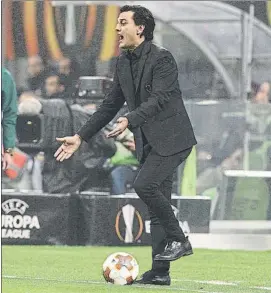  ?? FOTO: GYI ?? Vincenzo Montella se desespera Los fichajes del Milan no están rindiendo