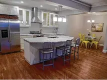  ?? METRO NEWS SERVICE PHOTO ?? Kitchen flooring materials vary widely. That variety ensures there’s a material for any style and budget homeowners are working with.