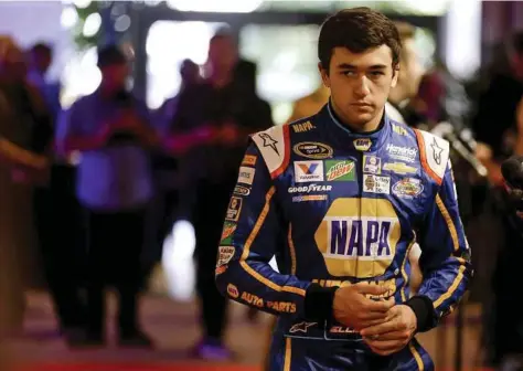  ?? Associated Press ?? Chase Elliott used his advantages to win the pole position for the Daytona 500.