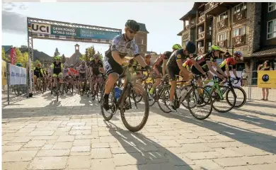  ??  ?? bottom
The Blue Mountains Gran Fondo