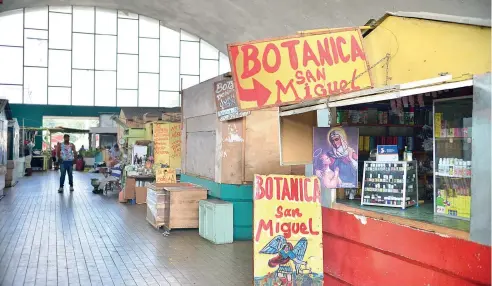  ?? RICARDO FLETE ?? El Mercado Central es el segundo más dinámico de la ciudad de Santiago.