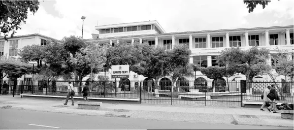  ??  ?? The Supreme Court building in downtown Kingston.