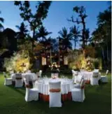  ??  ?? Kawasan Pariwisata Nusa Dua Lot N2 Nusa Dua, Bali 80363, Indonesia
T: (+62) 361 771 327 E: weddings.bali@luxurycoll­ection.com www.thelagunab­ali.com