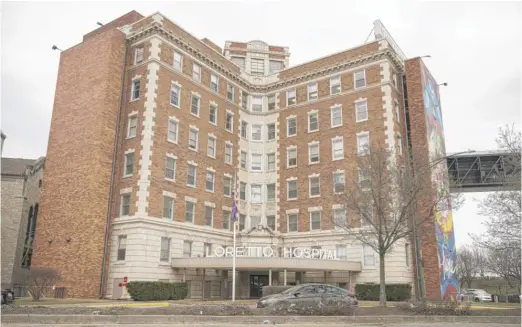  ?? ANTHONY VAZQUEZ/SUN-TIMES ?? Mayor Lori Lightfoot on Monday described Loretto Hospital, 645 S. Central Ave., as a “safety net hospital” pivotal to Chicago.